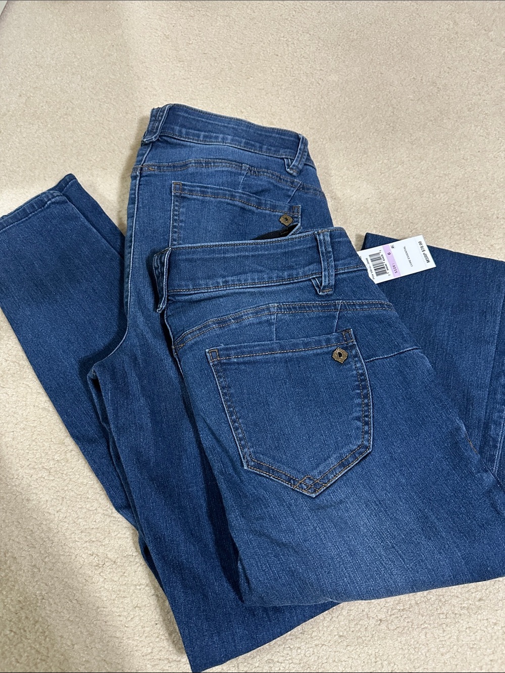 Democracy Women's Skinny Jeans bundle